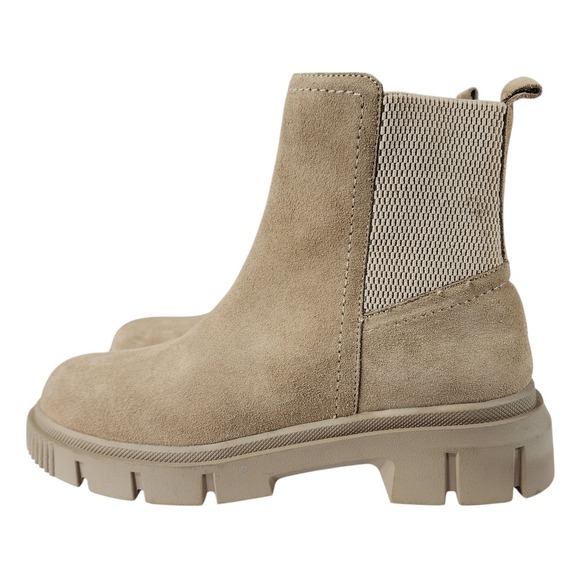 Blondo Chelsea Boots 10M Women Bandit Chunky Waterproof Taupe Suede Leather NEW - Picture 3 of 12
